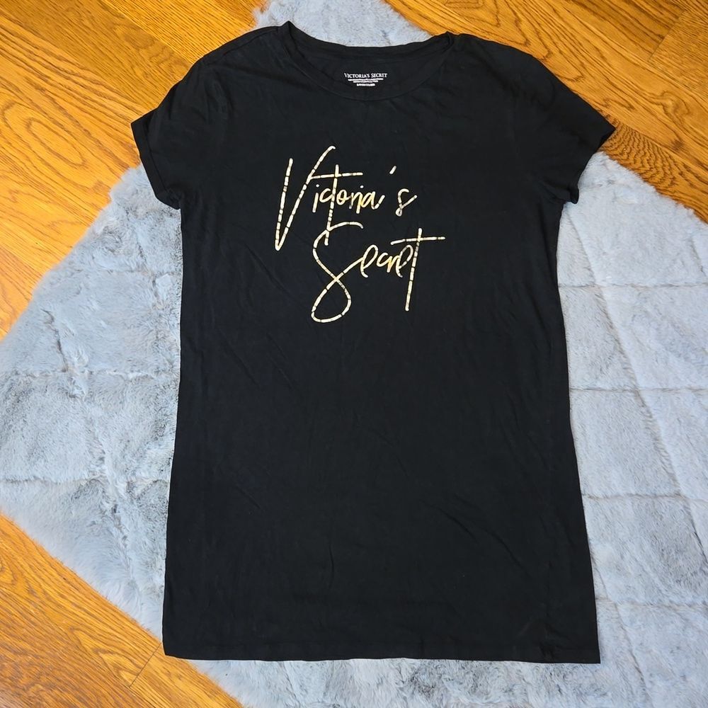 Victoria's Secret Black/Gold Short Sleeve Shirt, Women's Small, Great Condition